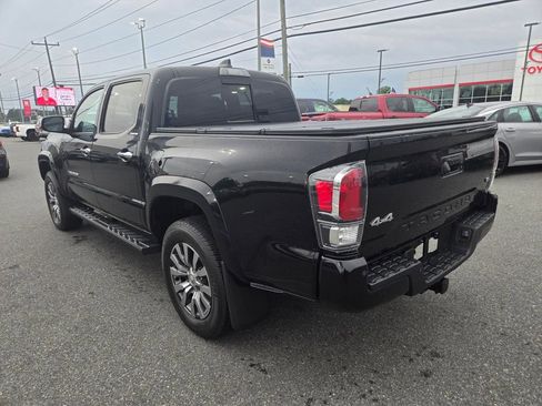 Used 2023 Toyota Tacoma Limited AWD/4WD image 7