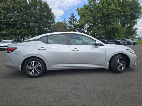 Used 2021 Nissan Sentra SV FWD image 18