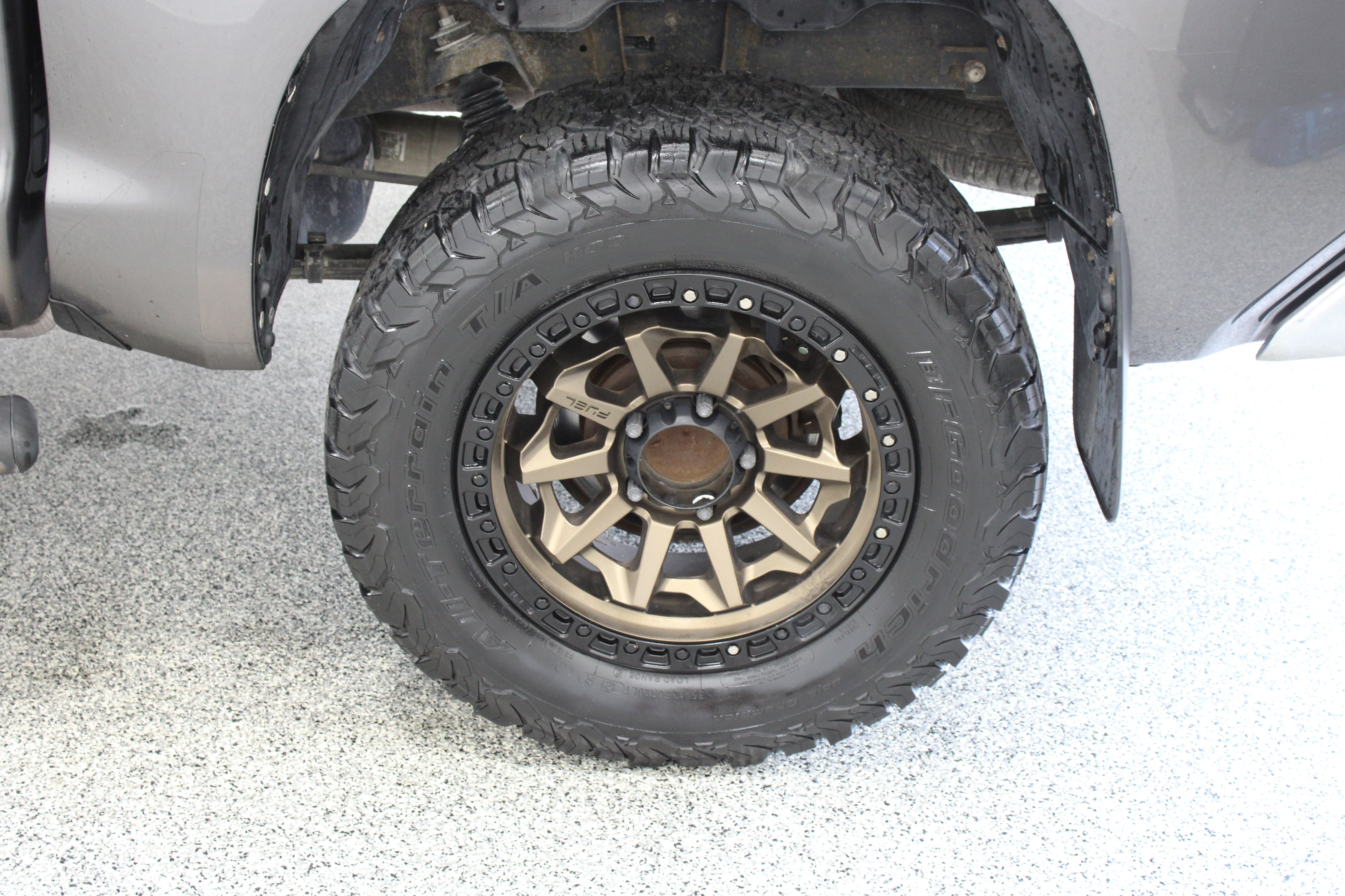 Used 2017 Toyota Tundra SR5 RWD image 11