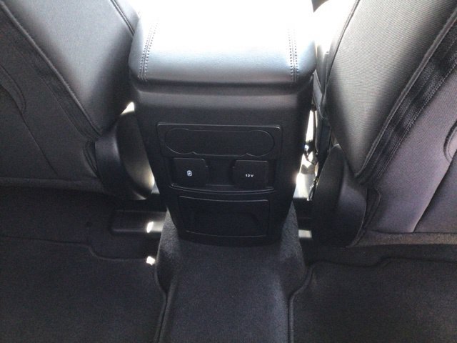 Used 2023 Ford Explorer XLT AWD/4WD image 23