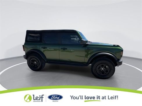 Used 2023 Ford Bronco Wildtrak image 5