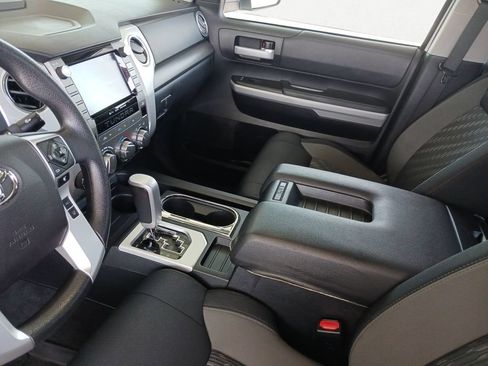 Used 2021 Toyota Tundra SR5 AWD/4WD image 11