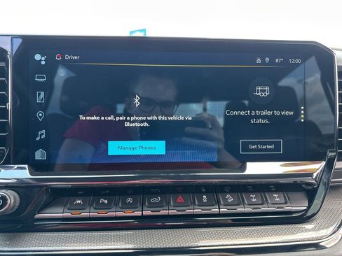 Used 2024 Chevrolet Silverado 1500 ZR2 w/ Technology Package image 42