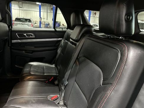 Used 2016 Ford Explorer Sport AWD/4WD image 30