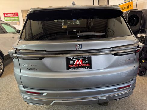 Certified 2025 Buick Enclave Avenir w/ Super Cruise Package AWD/4WD image 6