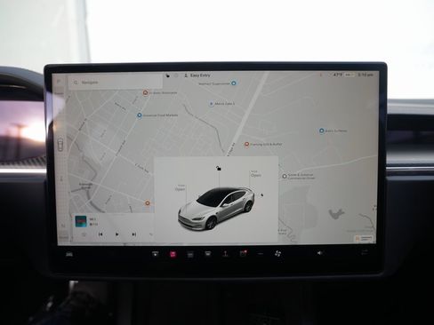 Used 2022 Tesla Model S Plaid image 45