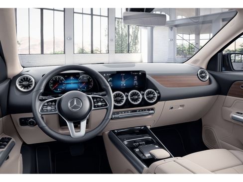 Certified 2023 Mercedes-Benz GLA 250 4MATIC image 3