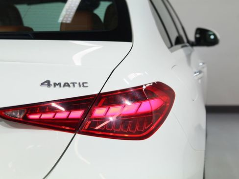 Used 2023 Mercedes-Benz C 300 4MATIC Sedan image 15