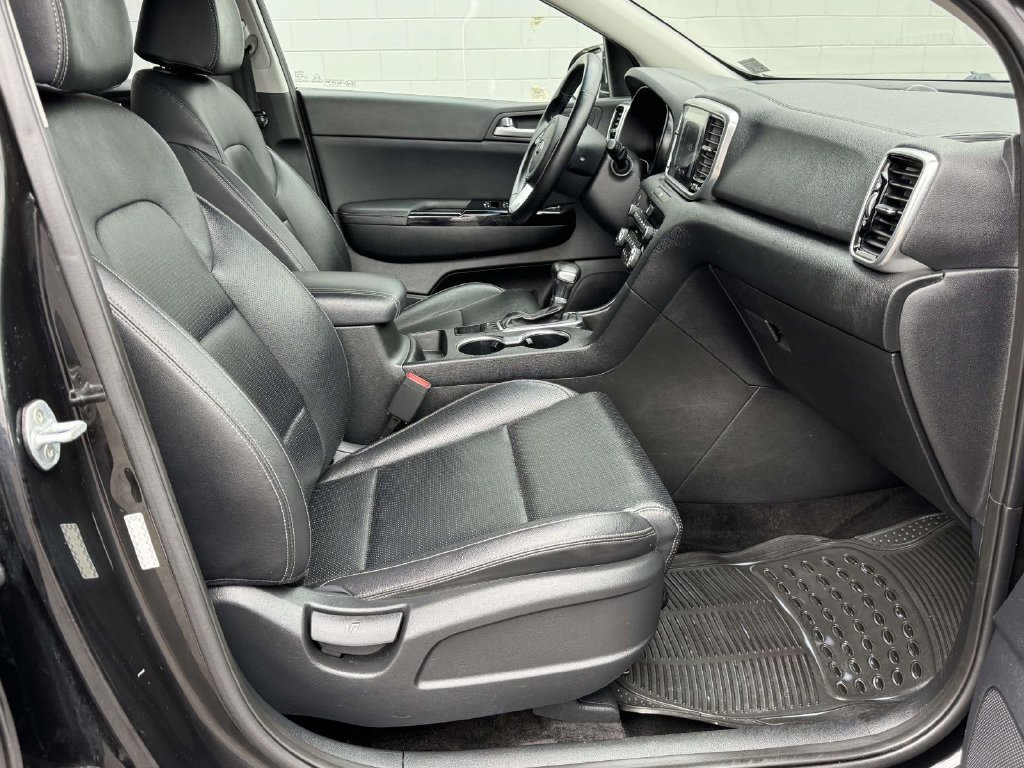 Used 2020 Kia Sportage EX AWD/4WD image 14
