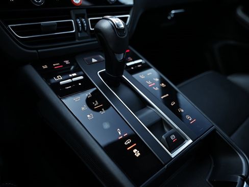 Used 2023 Porsche Macan S image 43