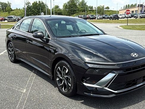 Certified 2024 Hyundai Sonata SEL AWD/4WD image 1
