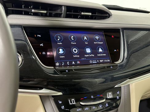 Used 2024 Cadillac XT6 Premium Luxury w/ Technology Package FWD image 22