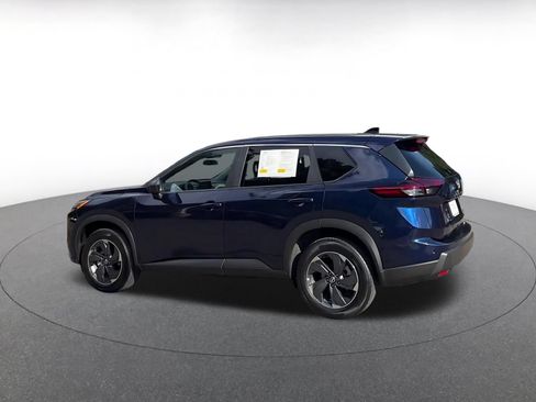 Used 2025 Nissan Rogue SV FWD image 10