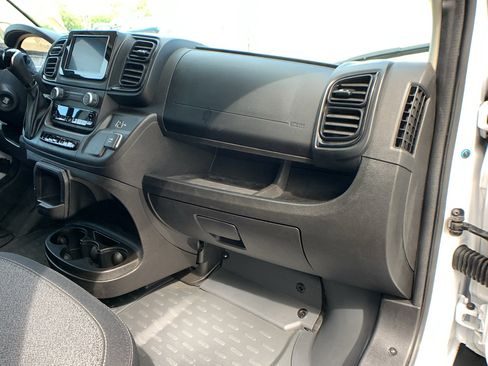 Used 2024 RAM ProMaster 2500 w/ Safety Group FWD image 22