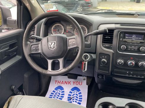 Used 2016 RAM 2500 Tradesman w/ Chrome Appearance Group image 9