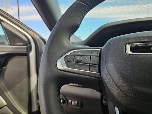 Used 2025 Jeep Compass Limited AWD/4WD image 12