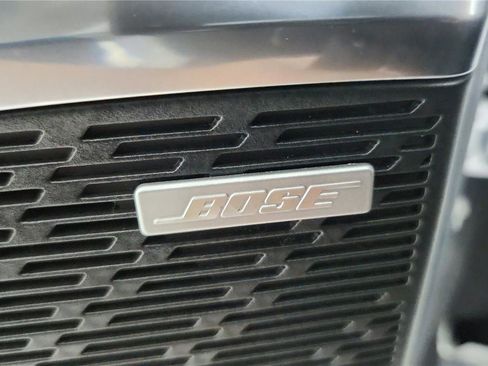 Used 2025 Buick Enclave Sport Touring image 13