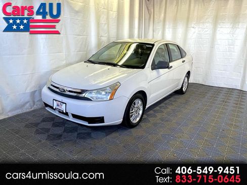 Used 2010 Ford Focus SE image 1