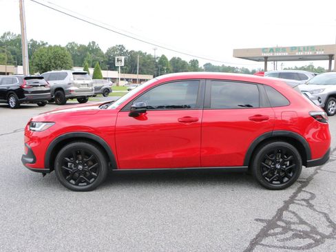 Used 2023 Honda HR-V Sport image 2
