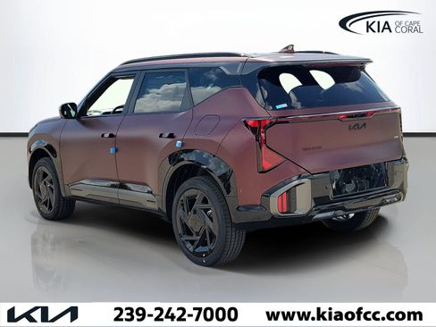 New 2027 Kia Seltos X-Line SX AWD/4WD image 4