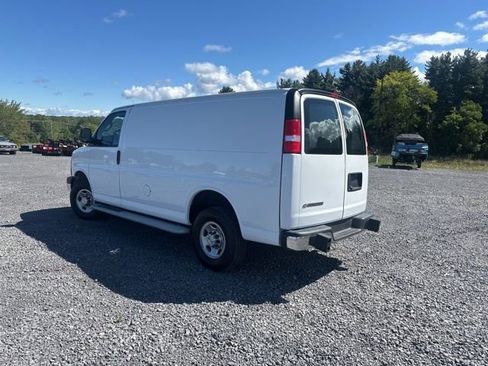 Used 2023 Chevrolet Express 2500 Work Van w/ Driver Convenience Package image 6