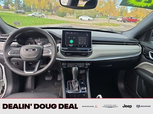 Used 2023 Jeep Compass Limited AWD/4WD image 13