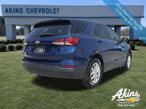 Certified 2022 Chevrolet Equinox LS w/ LS Convenience Package FWD image 6