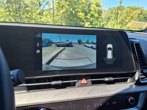 Certified 2023 Kia Sportage X-Line w/ X-Line Premium Package image 11