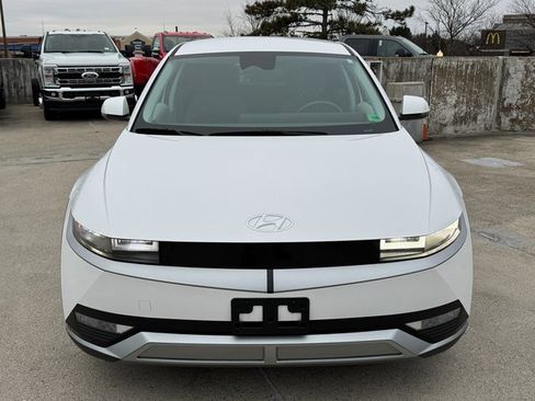 Used 2023 Hyundai Ioniq 5 SE image 2