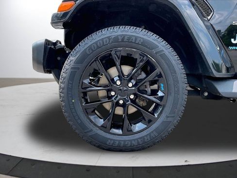 Certified 2023 Jeep Wrangler Unlimited Sahara w/ Cold Weather Group AWD/4WD image 33