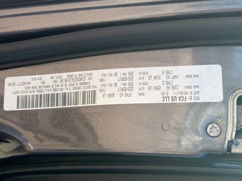 Used 2020 Dodge Grand Caravan GT FWD image 12