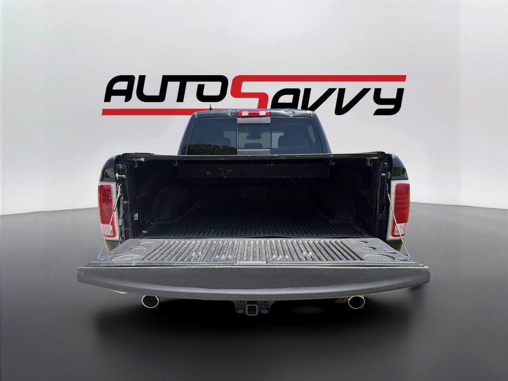 Used 2017 RAM 1500 Laramie w/ Convenience Group AWD/4WD image 18
