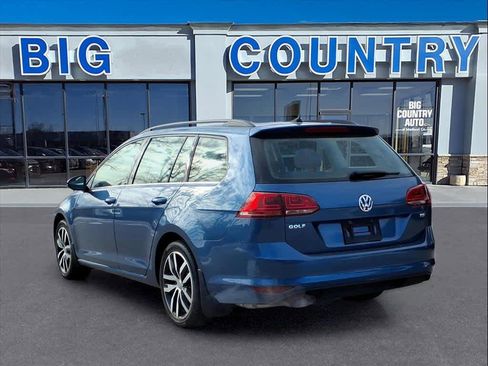 Used 2016 Volkswagen Golf Limited Edition image 3