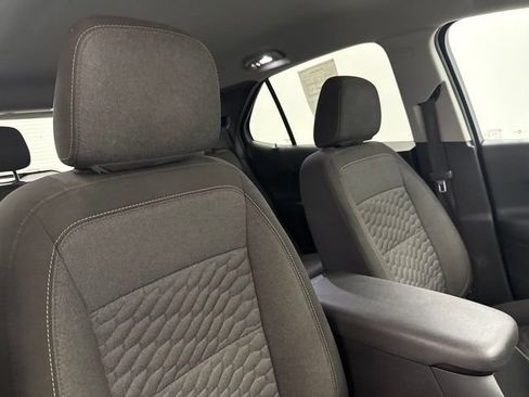 Used 2018 Chevrolet Equinox LT FWD image 24
