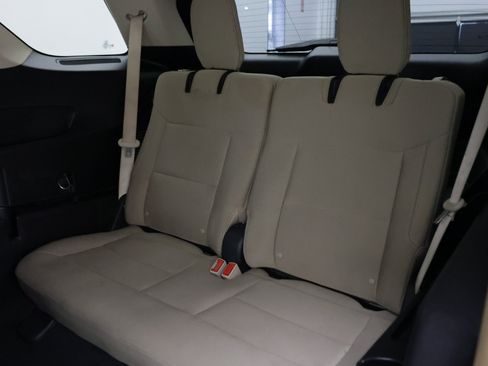 Used 2020 Ford Explorer XLT RWD image 28