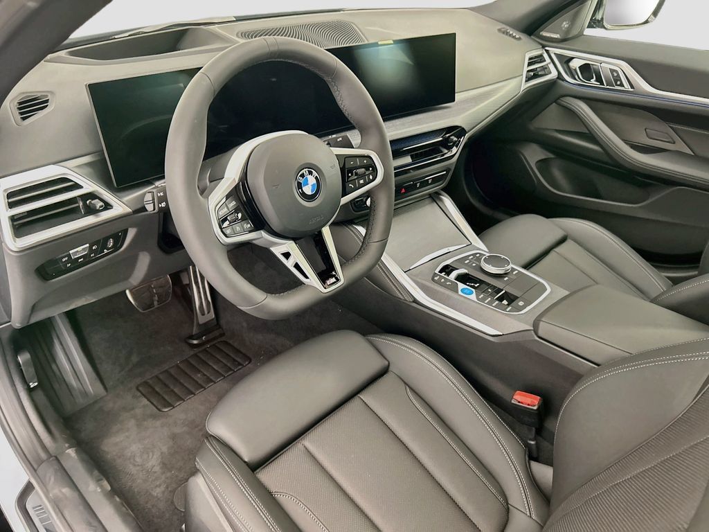 New 2026 BMW i4 eDrive40 w/ M Sport Package RWD image 9
