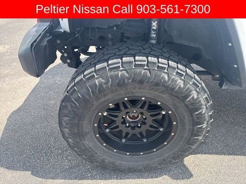 Used 2022 Jeep Gladiator Rubicon w/ Trailer Tow Package AWD/4WD image 9