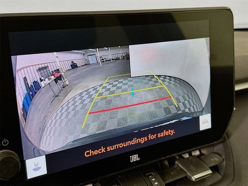 Used 2023 Toyota RAV4 XLE Premium image 14