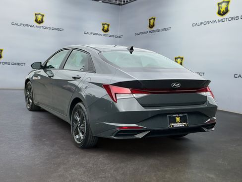 Used 2023 Hyundai Elantra SEL image 4