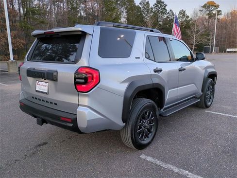 New 2026 Toyota 4Runner SR5 image 4