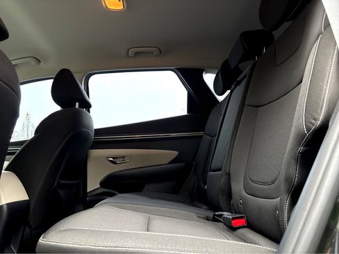 Used 2022 Hyundai Tucson SE image 18