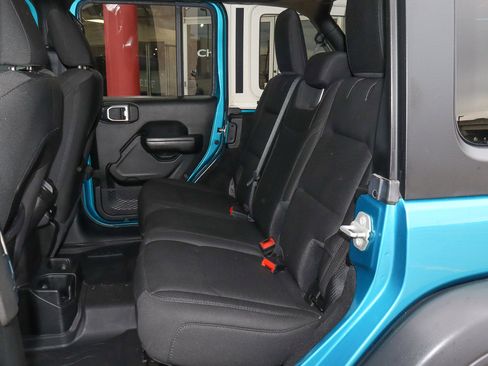 Used 2020 Jeep Wrangler Unlimited Sport S image 8