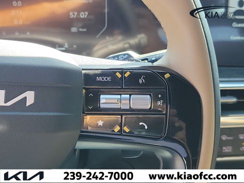 New 2026 Kia Sorento SX Prestige w/ Olive Brown Leather Package AWD/4WD image 24