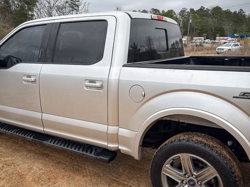 Used 2019 Ford F150 XLT w/ Equipment Group 302A Luxury image 5