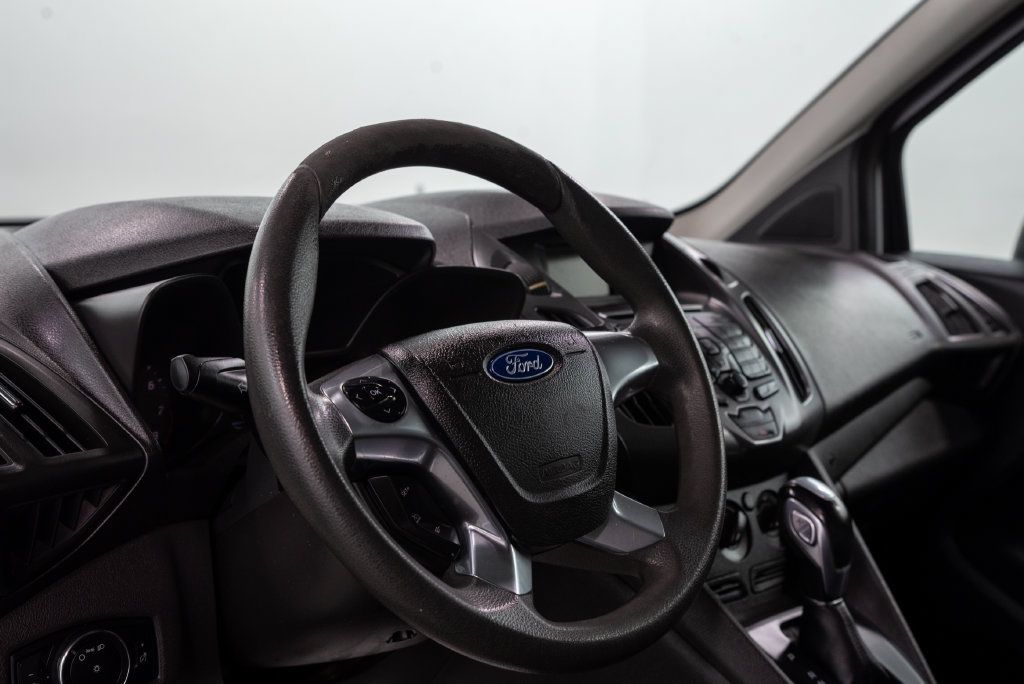 Used 2016 Ford Transit Connect XL FWD image 7