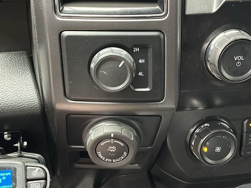 Certified 2019 Ford F150 XLT w/ Equipment Group 302A Luxury AWD/4WD image 18