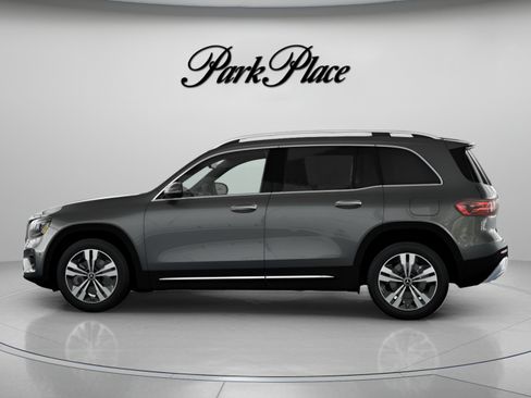 Used 2026 Mercedes-Benz GLB 250 image 7