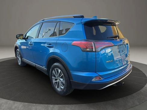 Used 2016 Toyota RAV4 XLE image 7
