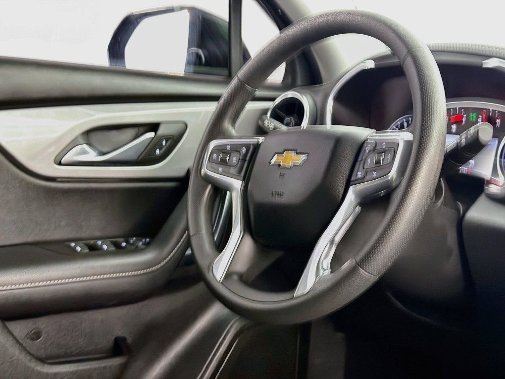 Used 2023 Chevrolet Blazer LT w/ Midnight/Sport Edition AWD/4WD image 34