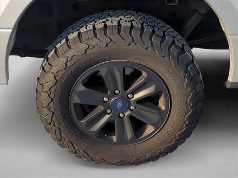 Used 2016 Ford F150 XLT AWD/4WD image 7